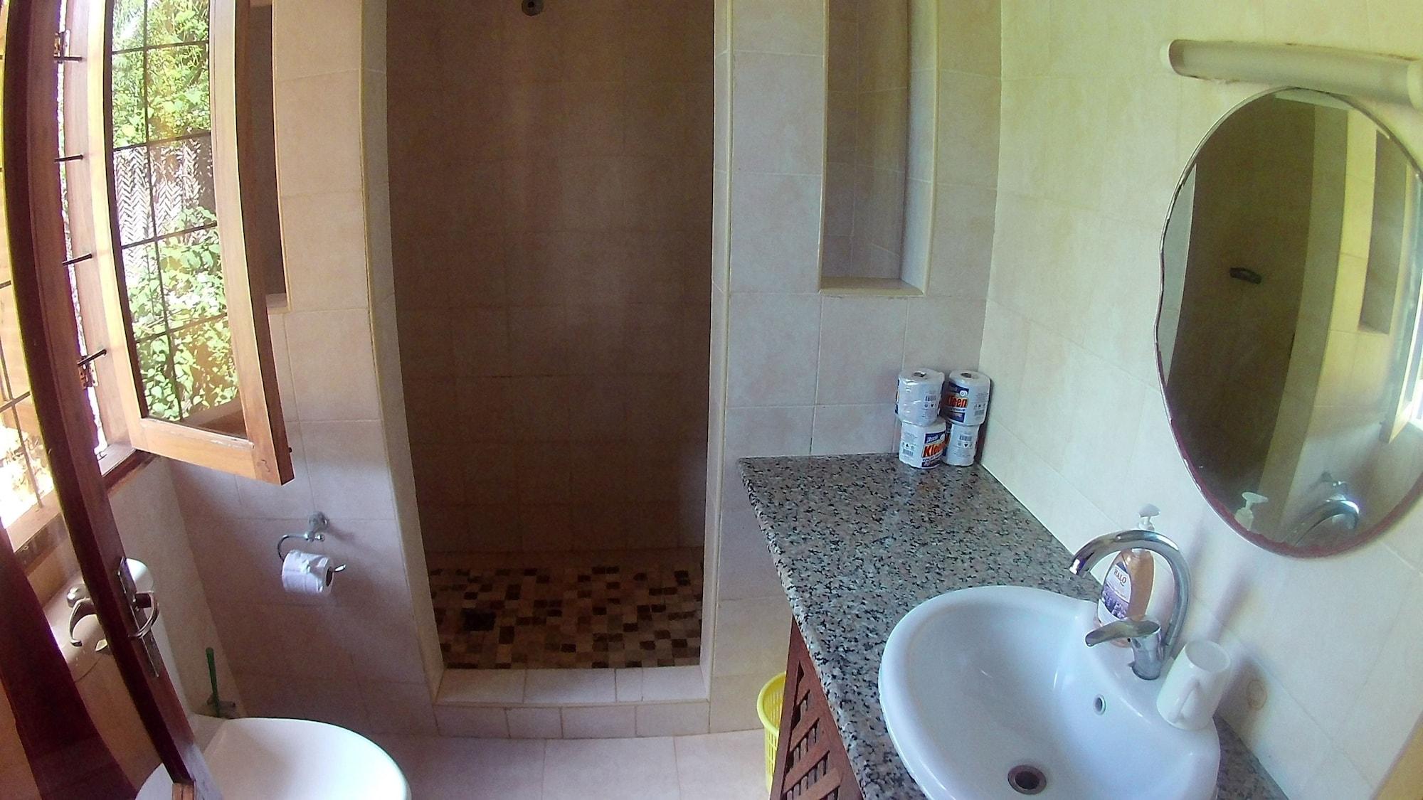 Waikiki Resort Пвани Мчангани Екстериор снимка