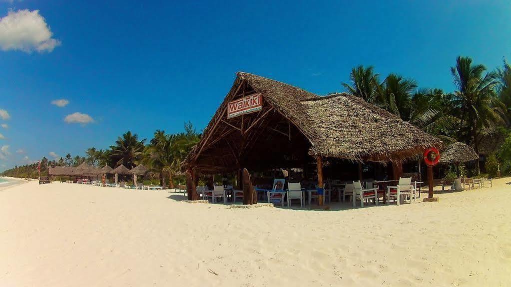 Waikiki Resort Пвани Мчангани Екстериор снимка