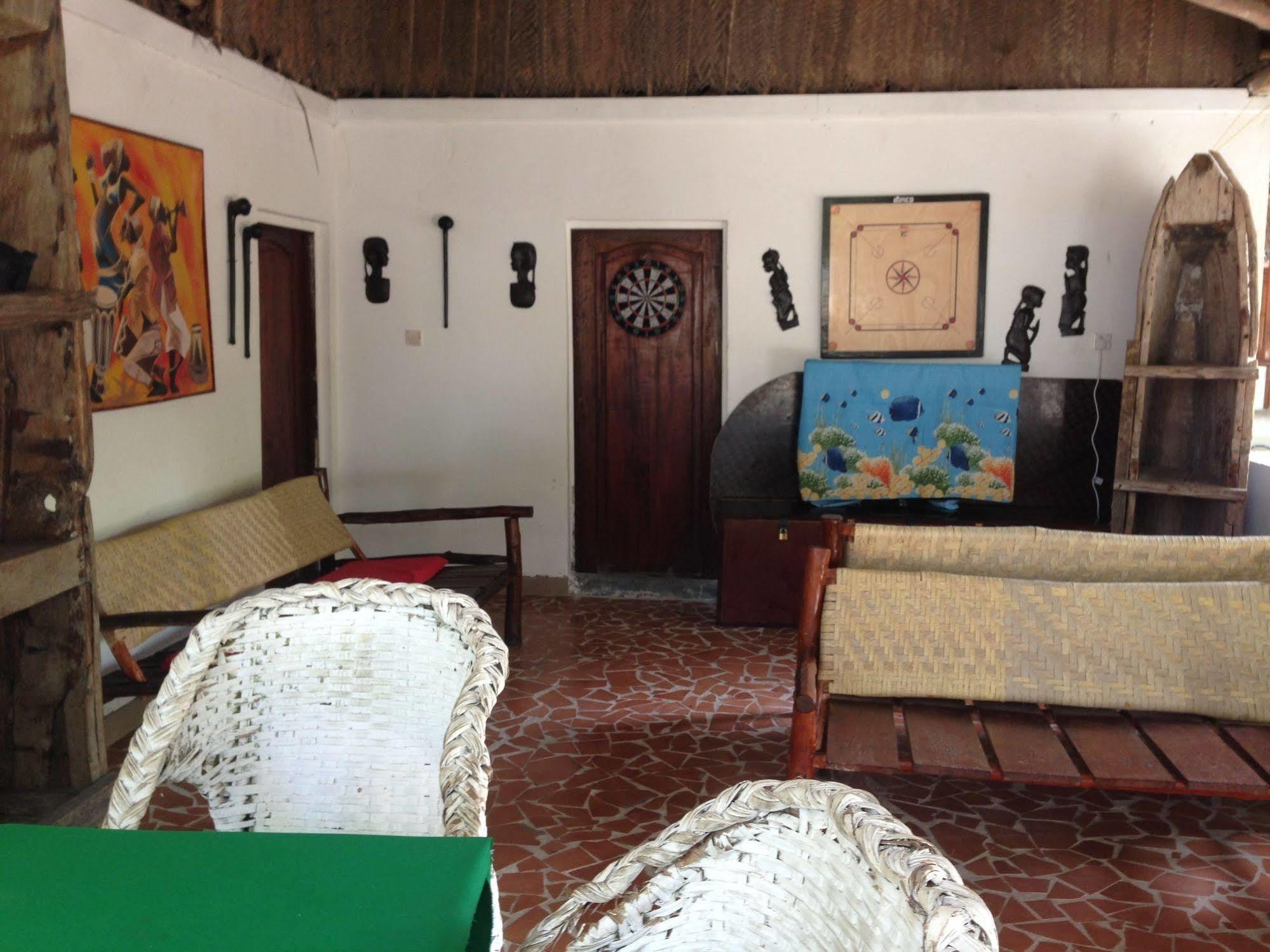 Waikiki Resort Пвани Мчангани Екстериор снимка